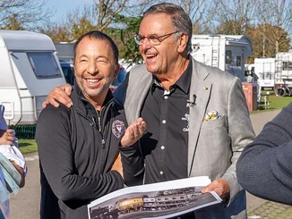 DJ BoBo und Roland Mack bei der Projektpräsentation des "Europa-Park Kinderhaus Kleine Helden" in der Silver Lake City.