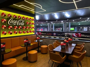 Die Coca-Cola Sportbar in der Arena of Football im Europa-Park.