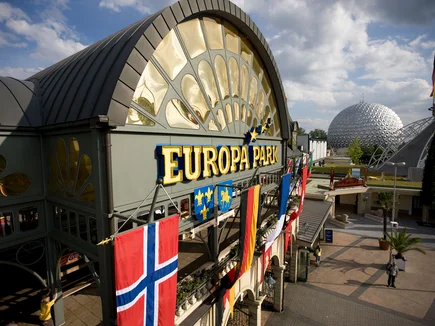 Haupteingang des Europa-Park.