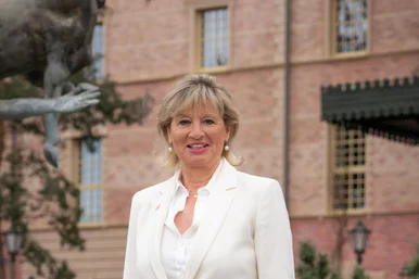 Porträtaufnahme von Mauritia Mack.