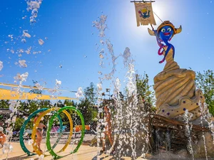 Am Snorri Strand kann Snorri, das Maskottchen der Wasserwelt Rulantica, gesichtet werden.