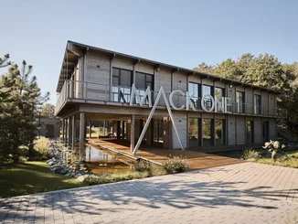 Das MACK One France Gebäude in Plobsheim von außen.